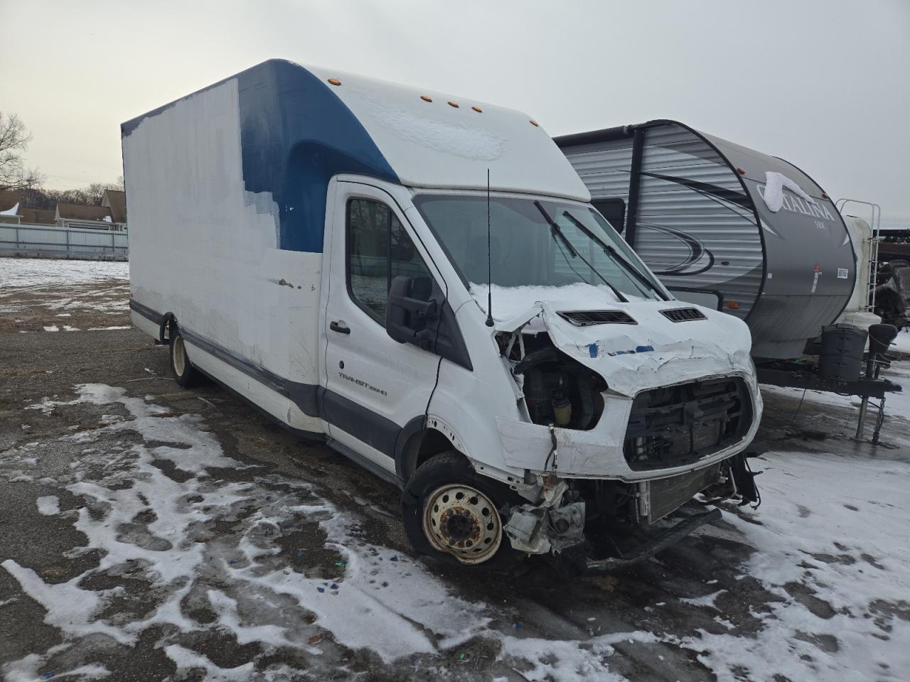 2018 Ford Transit VIN 1FDWS9PM9JKA11968 Copart auction photo, front end / side damage thumbnail 4