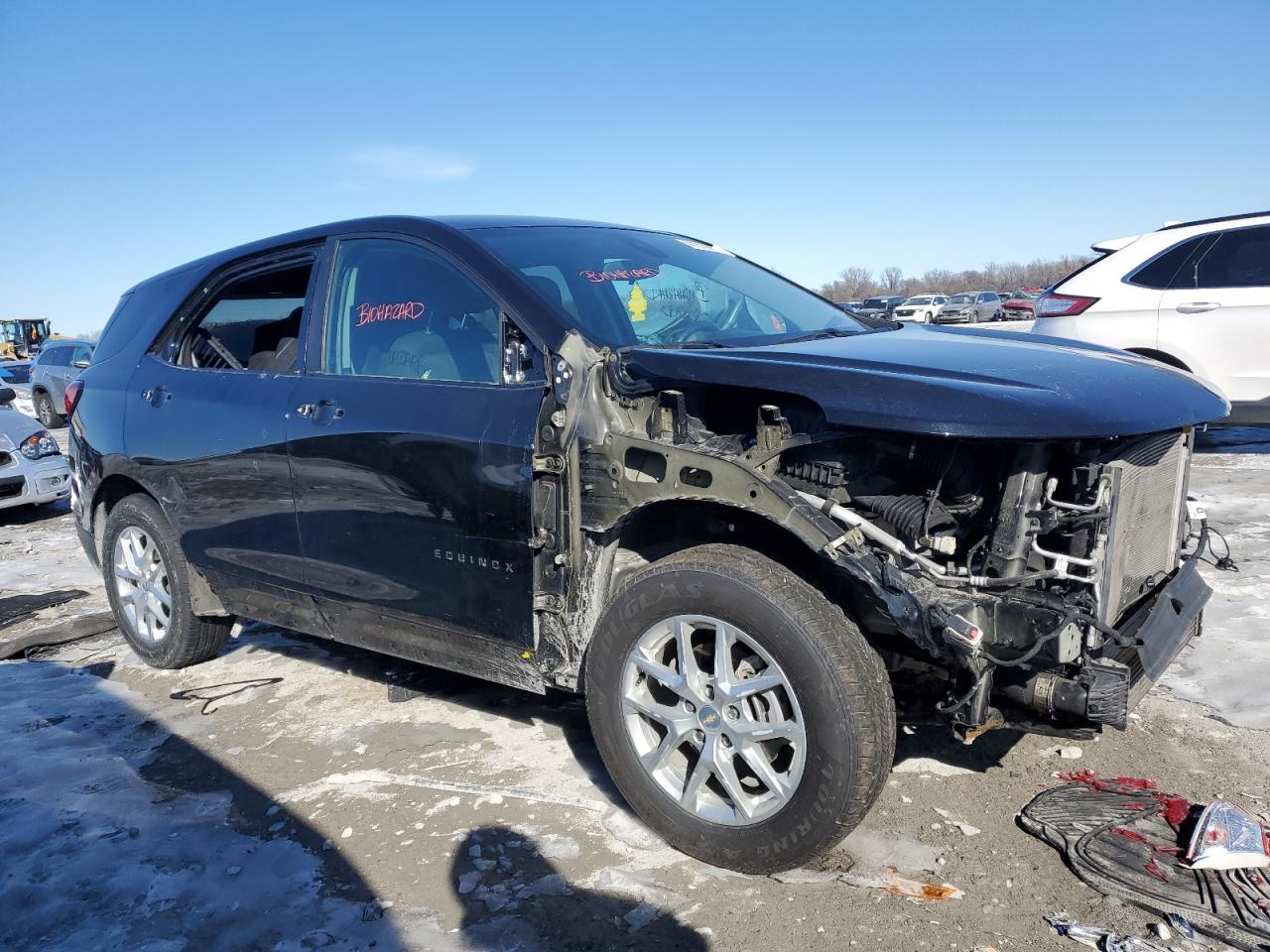 2022 Chevrolet Equinox VIN 3GNAXKEV3NL159838 Copart auction photo, front end / side damage thumbnail 4