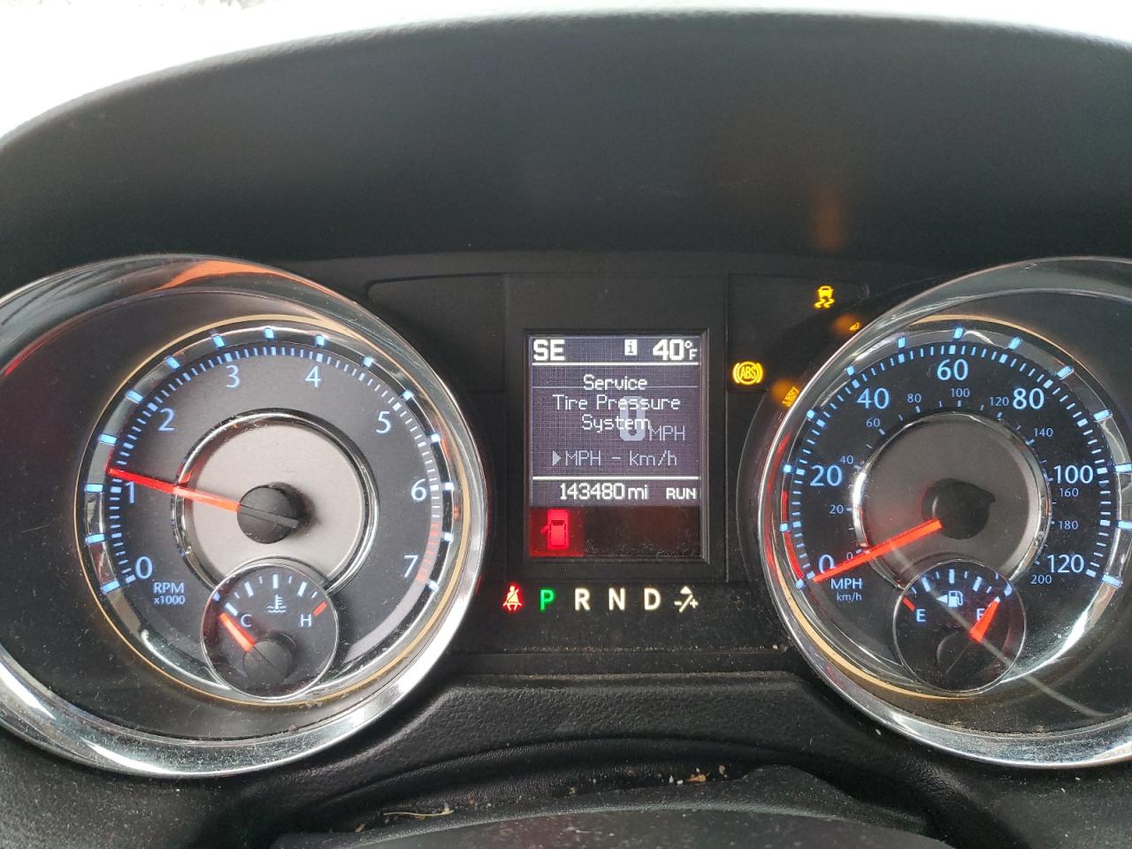 2015 Chrysler Town & Country VIN 2C4RC1BGXFR505587 Copart auction photo, side damage thumbnail 9
