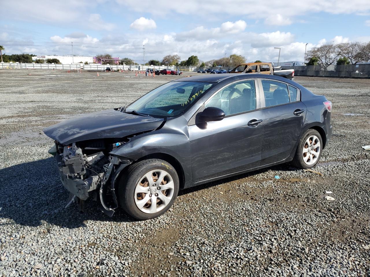 2011 Mazda 3 VIN JM1BL1UG7B1383039