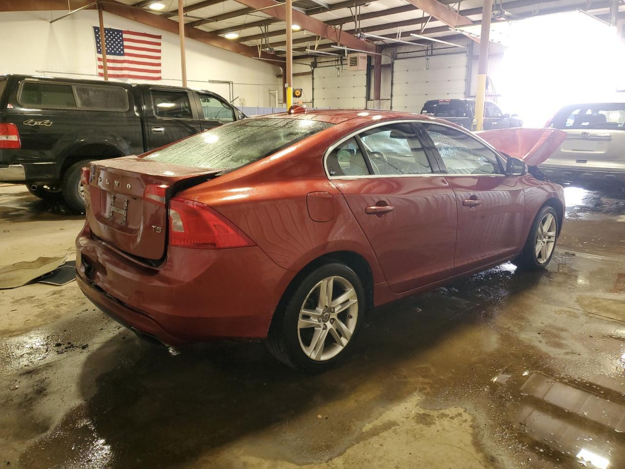 2015 Volvo S60 VIN YV126MFC4F1317471 Copart auction photo, front end / rear end damage thumbnail 3