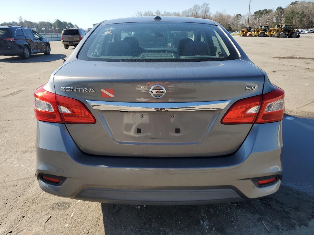 2017 Nissan Sentra VIN 3N1AB7AP1HY330723 Copart auction photo, front end damage thumbnail 6