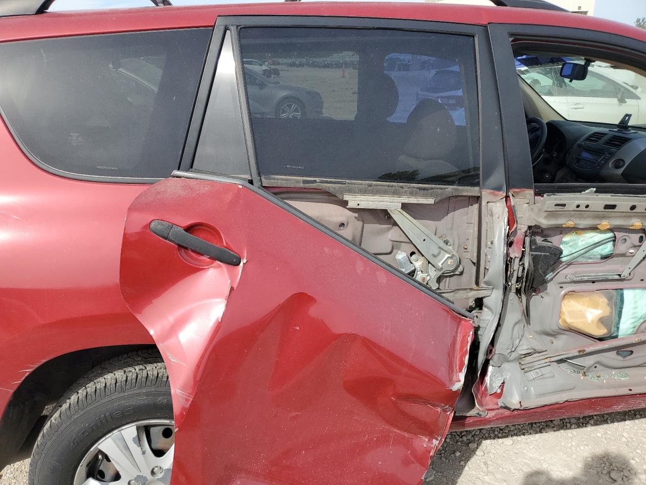 2006 Toyota RAV 4 VIN JTMZD33V065018420 Copart auction photo, side damage thumbnail 11