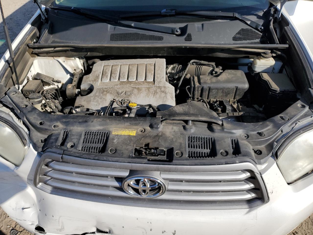 2010 Toyota Highlander VIN 5TDKK3EH7AS010381 Copart auction photo, front end / rear end damage thumbnail 14
