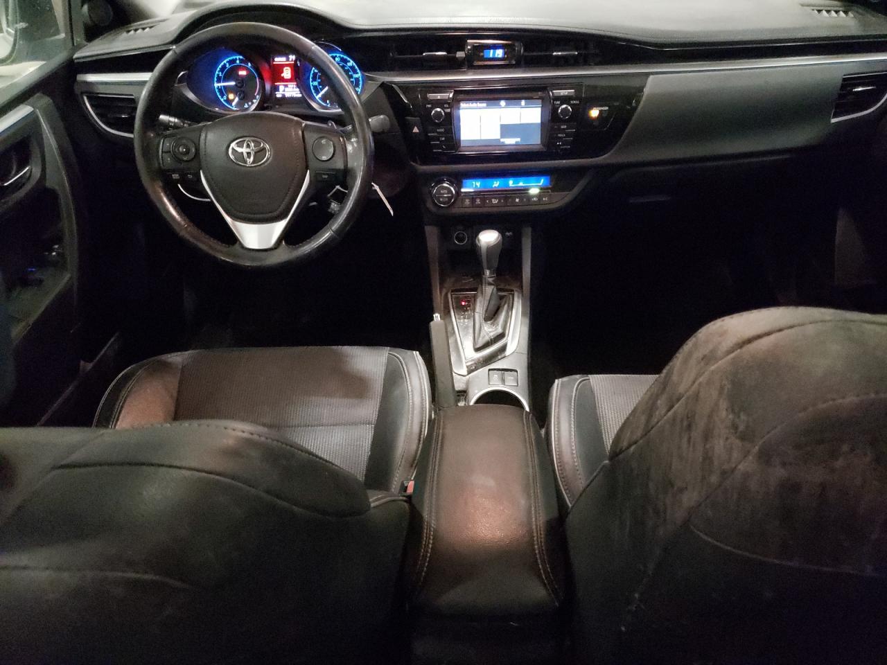 2015 Toyota Corolla VIN 2T1BURHE3FC261994 Copart auction photo, front end / side damage thumbnail 8