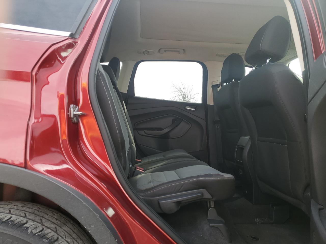 2013 Ford Escape VIN 1FMCU0GX5DUC83123 Copart auction photo, front end / minor dent/scratches damage thumbnail 10