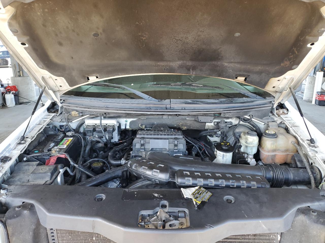 2004 Ford F-150 VIN 1FTPW14584KD10416 Copart auction photo, mechanical damage thumbnail 11