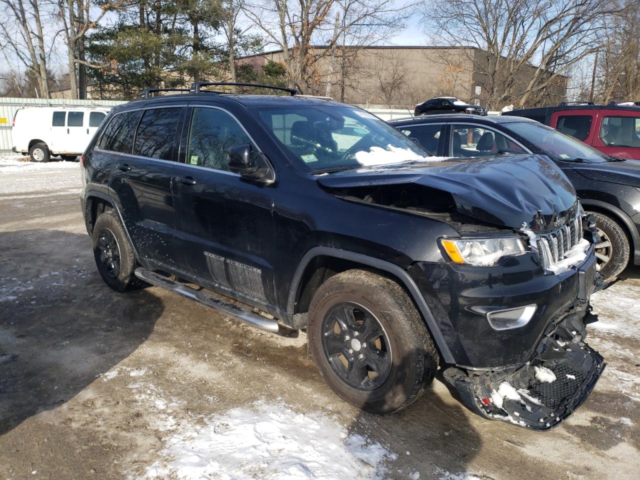 2017 Jeep Grand Cherokee VIN 1C4RJFAG6HC738575 Copart auction photo, front end damage thumbnail 4
