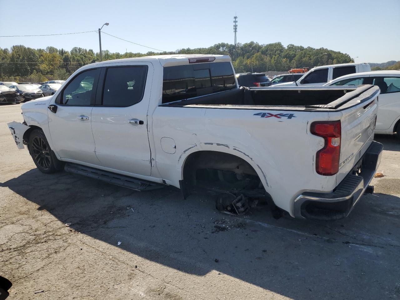 2019 Chevrolet Silverado VIN 3GCUYDED7KG243607 Copart auction photo, rollover / all over damage thumbnail 2