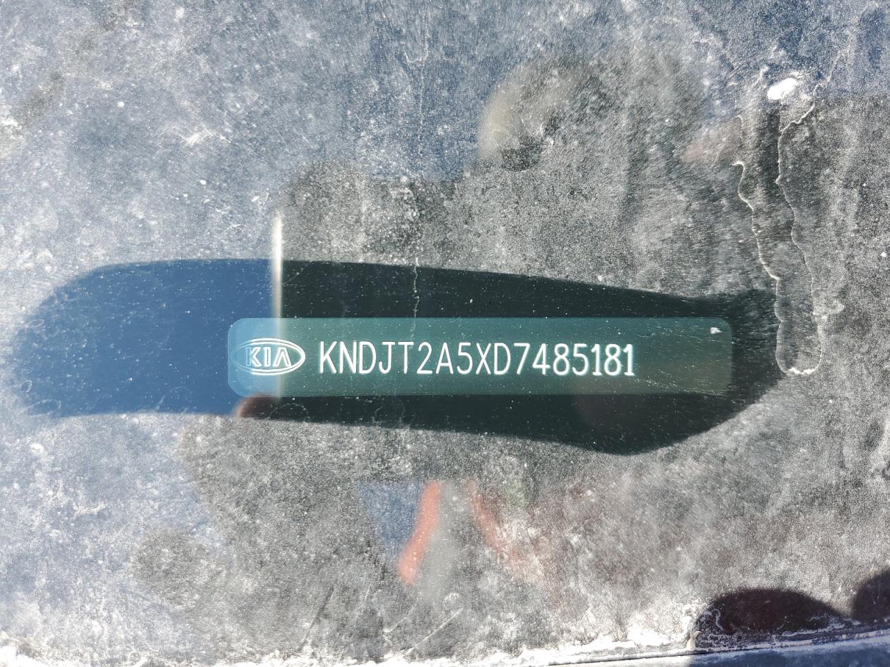 2013 KIA Soul VIN KNDJT2A5XD7485181 Copart auction photo, stripped damage thumbnail 14
