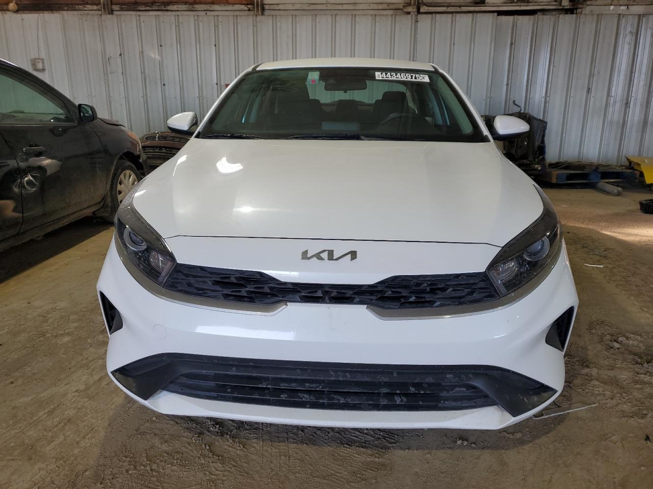 2023 KIA Forte VIN 3KPF24AD9PE586017 Copart auction photo, side / minor dent/scratches damage thumbnail 5