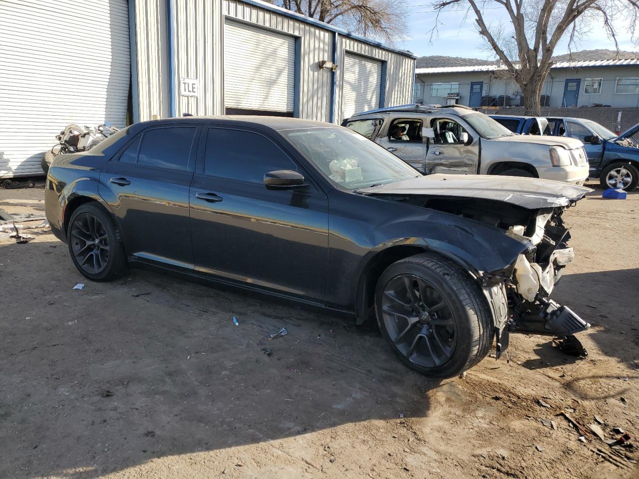 2020 Chrysler 300 VIN 2C3CCAAG7LH187361 Copart auction photo, front end damage thumbnail 4