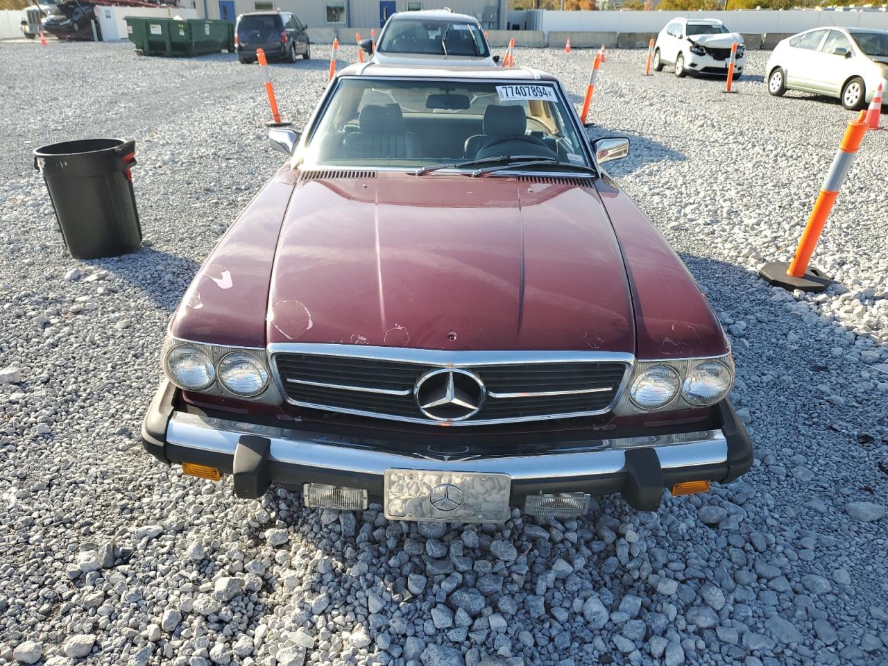 1987 Mercedes-Benz SL-klasse VIN WDBBA48D0HA056013 Copart auction photo, minor dent/scratches damage thumbnail 5