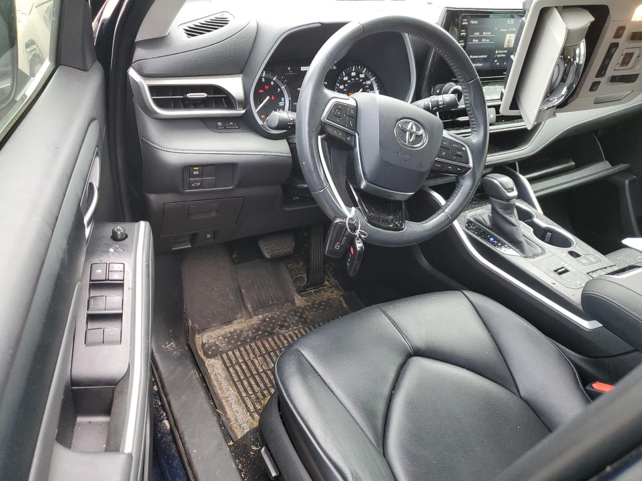 2020 Toyota Highlander VIN 5TDGZRAH9LS506666 Copart auction photo, top/roof damage thumbnail 8