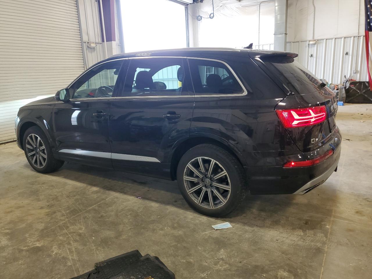 2017 Audi Q7 VIN WA1VAAF79HD009369 Copart auction photo, front end / side damage thumbnail 2