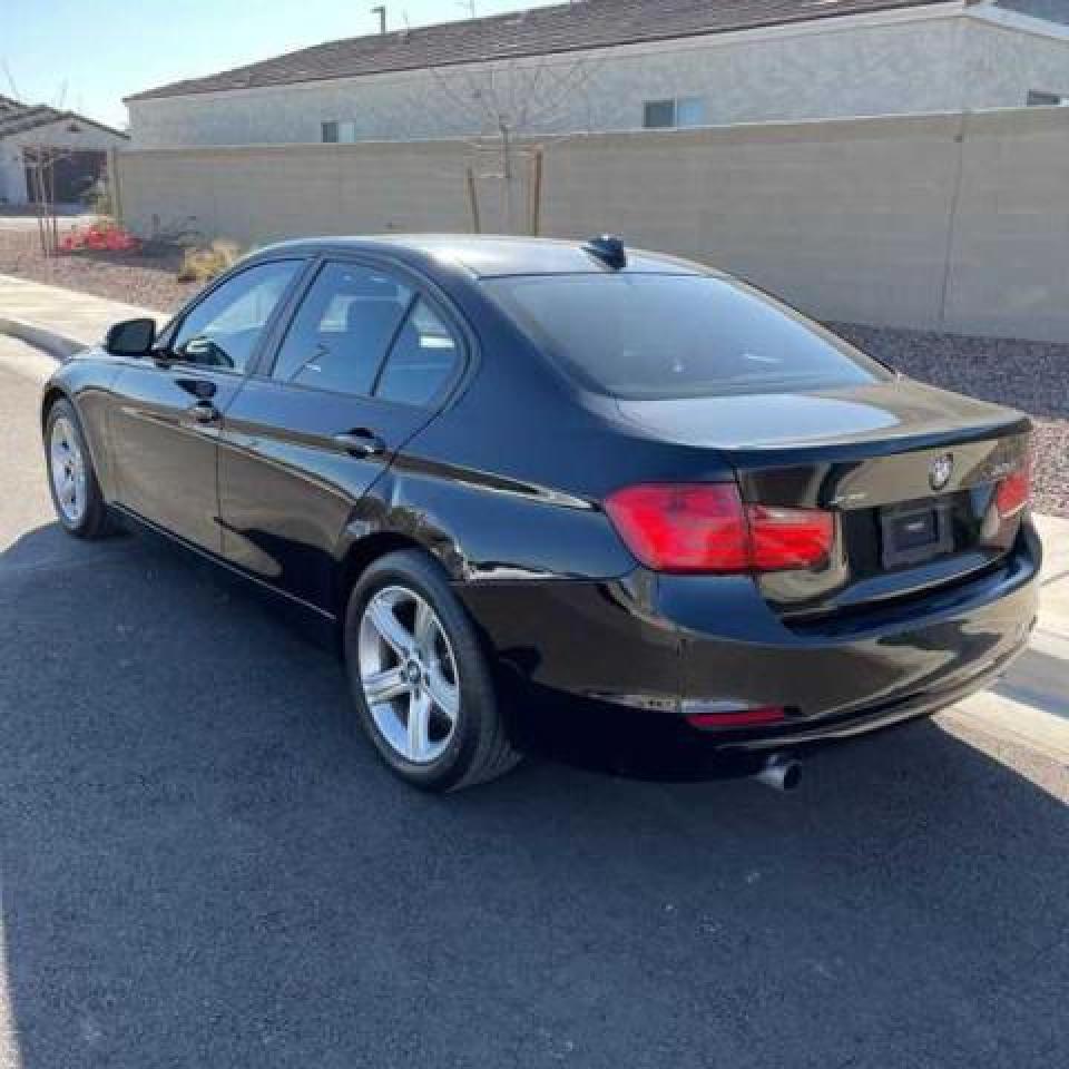 2014 BMW 3er VIN WBA3C3C57EF983418 Copart auction photo, all over / minor dent/scratches damage thumbnail 3