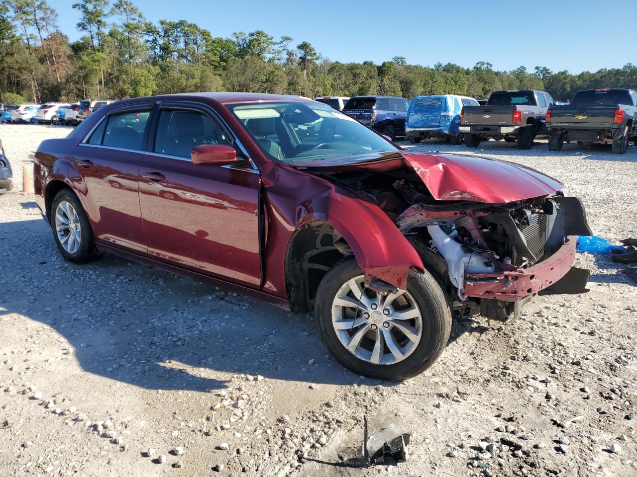2015 Chrysler 300 VIN 2C3CCAAG8FH802858 Copart auction photo, front end damage thumbnail 4