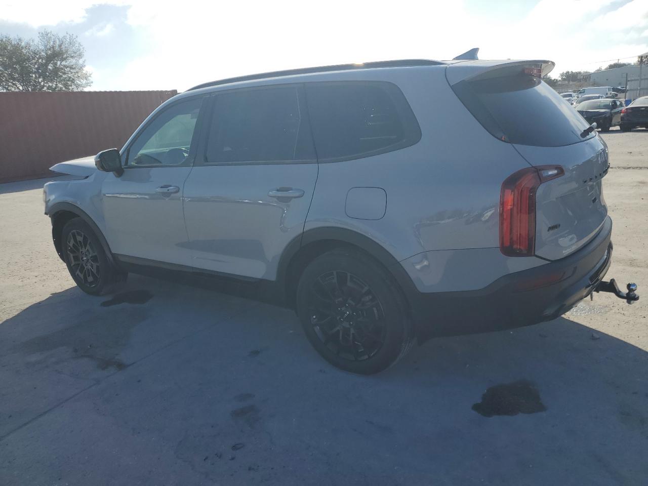2022 KIA Telluride VIN 5XYP5DHCXNG216039 Copart auction photo, front end / side damage thumbnail 2
