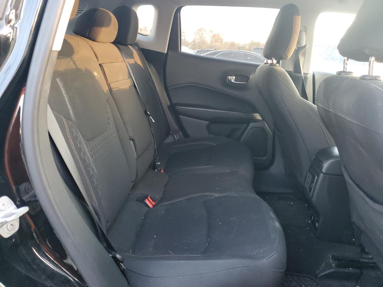 2019 Jeep Compass VIN 3C4NJDAB0KT723606 Copart auction photo, front end damage thumbnail 11