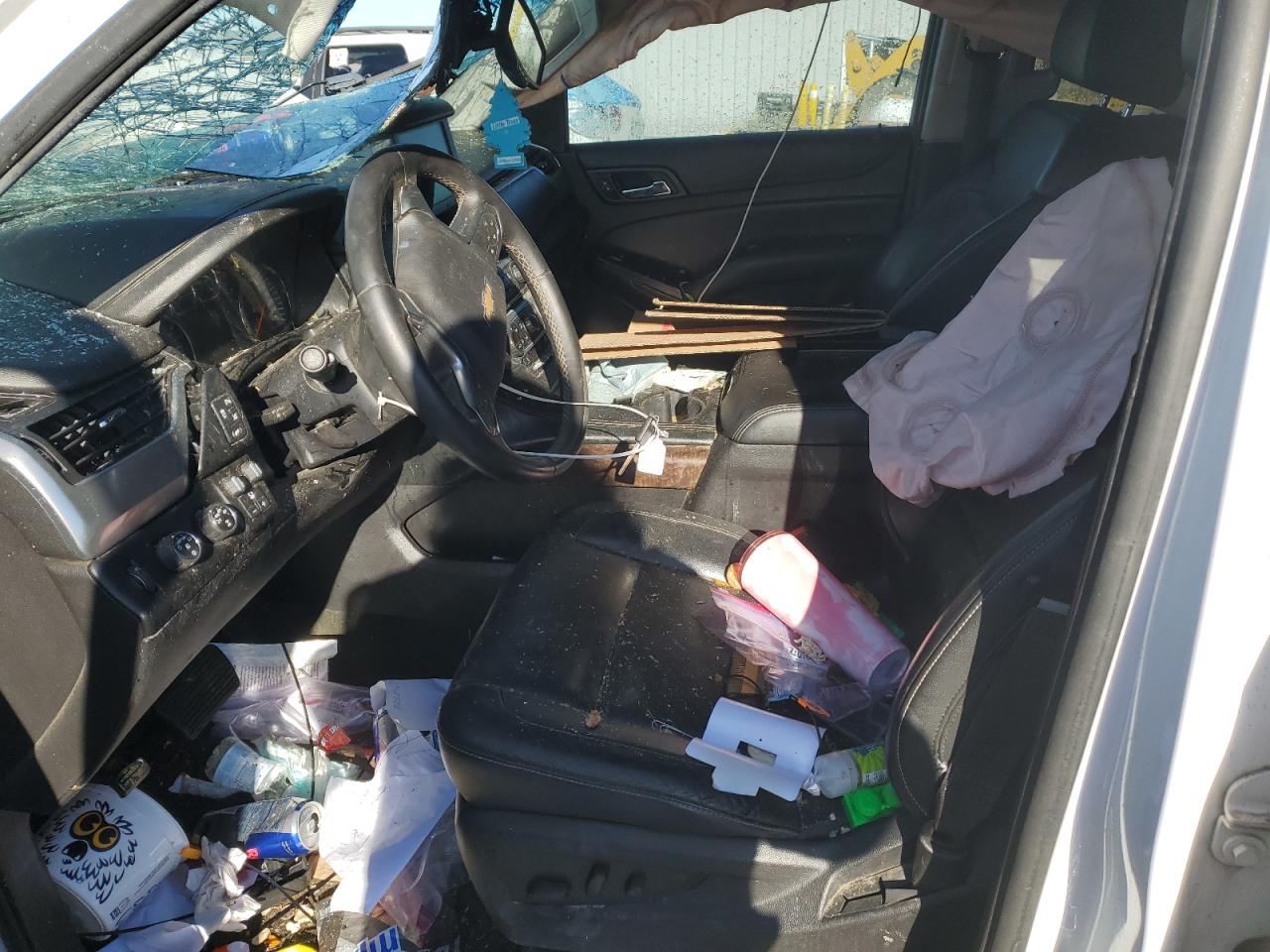 2015 Chevrolet Tahoe VIN 1GNSKBKCXFR533068 Copart auction photo, all over damage thumbnail 7