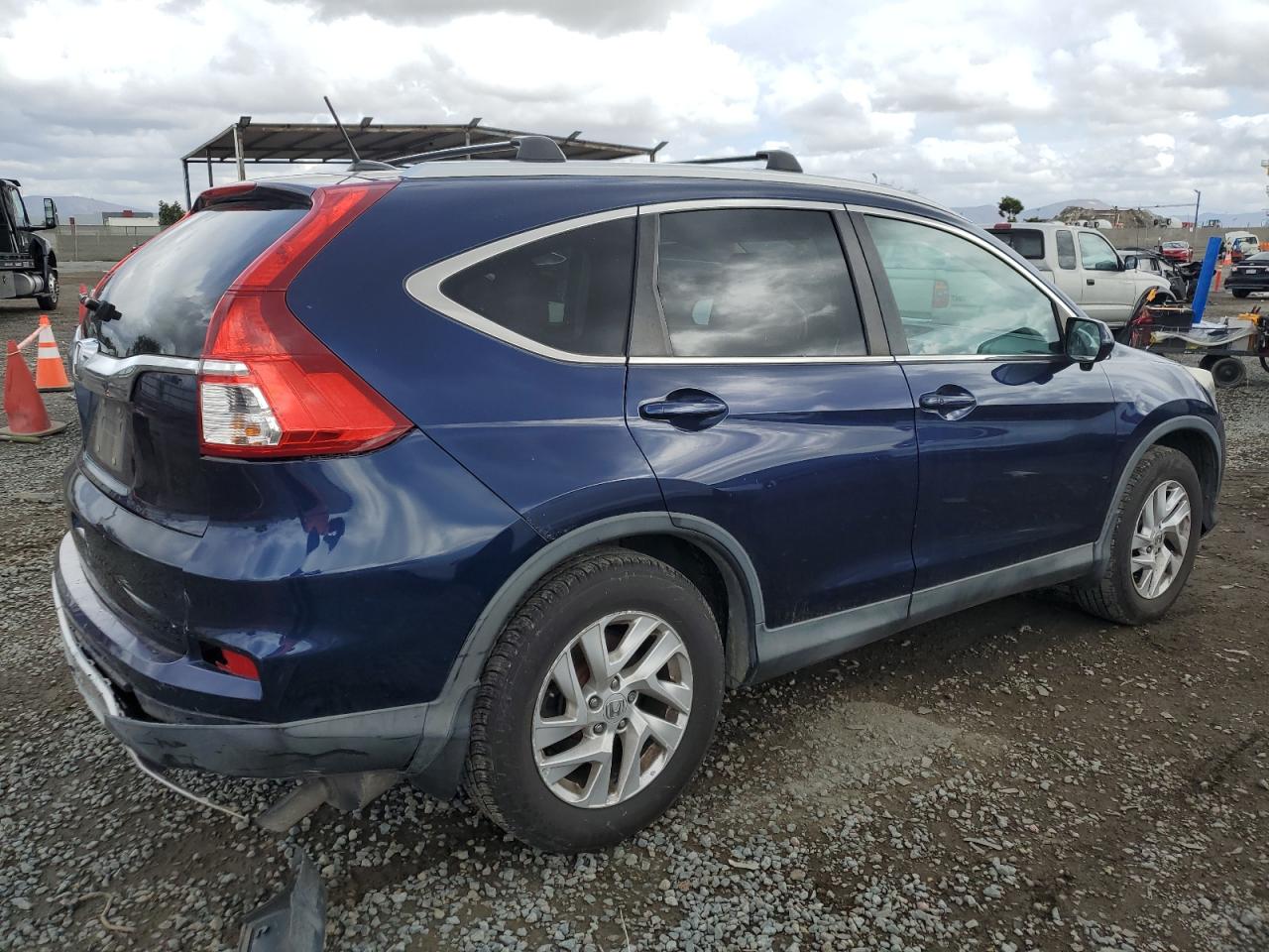 2015 Honda CR-V VIN 2HKRM3H75FH542222 Copart auction photo, rear end / minor dent/scratches damage thumbnail 3