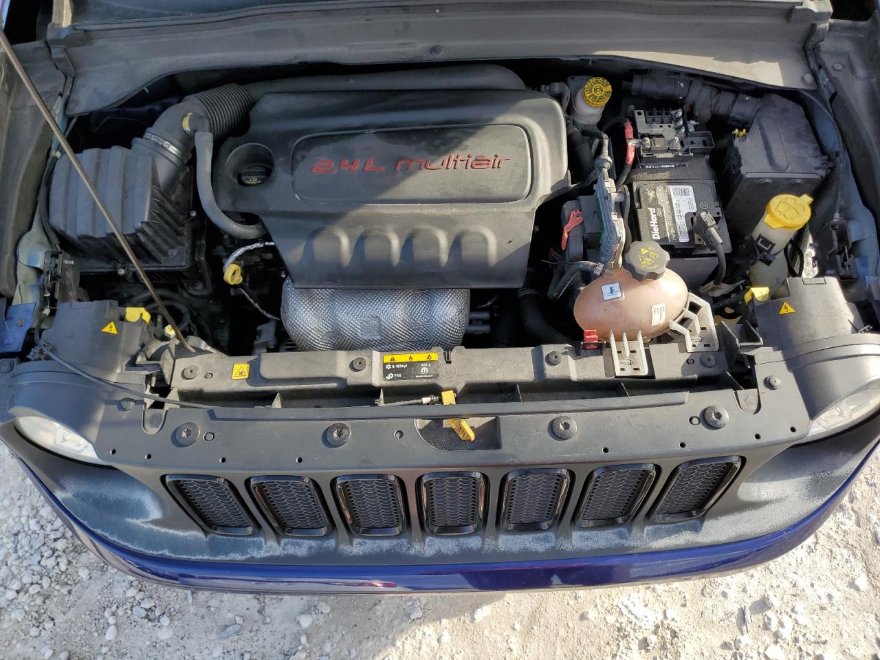 2018 Jeep Renegade VIN ZACCJABB5JPG76454 Copart auction photo, front end damage thumbnail 11