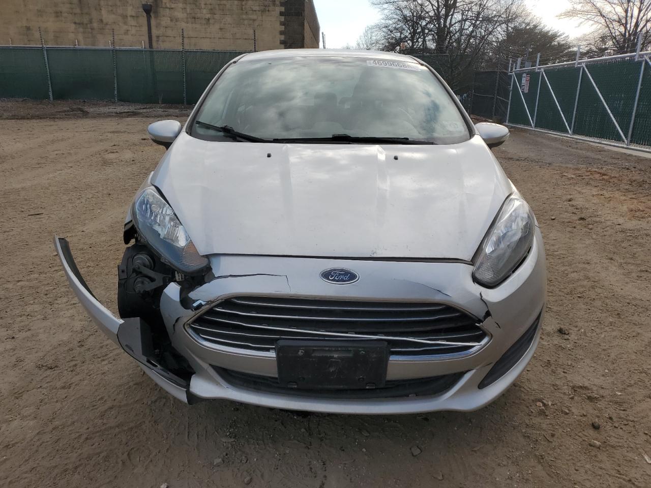 2014 Ford Fiesta VIN 3FADP4BJ5EM186106 Copart auction photo, front end / minor dent/scratches damage thumbnail 5