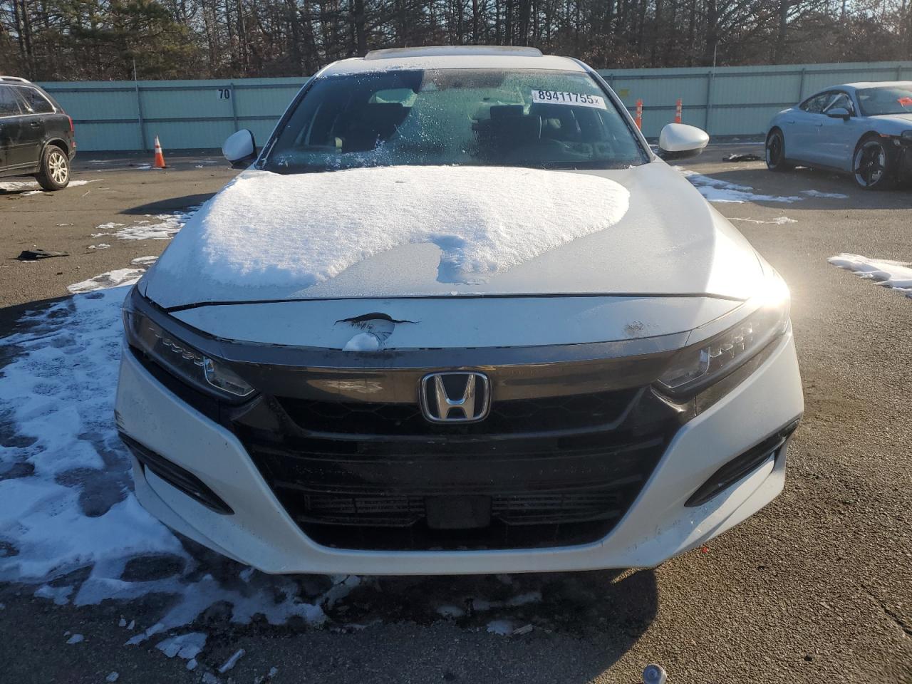 2018 Honda Accord VIN 1HGCV2F36JA052306 Copart auction photo, front end / minor dent/scratches damage thumbnail 5