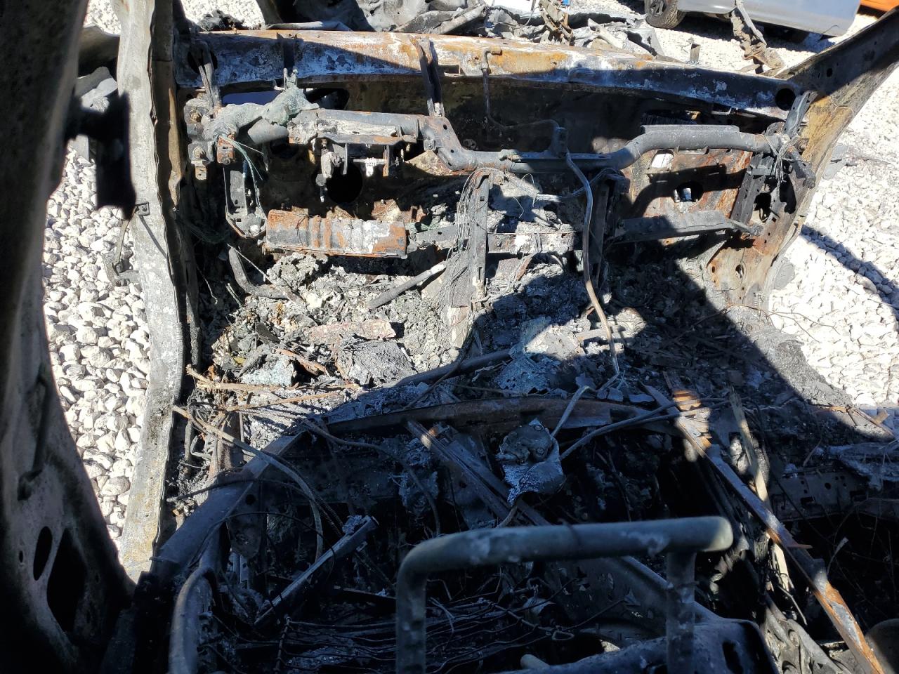2018 BMW X3 VIN 5UXTR9C53JLC73871 Copart auction photo, burn damage thumbnail 8