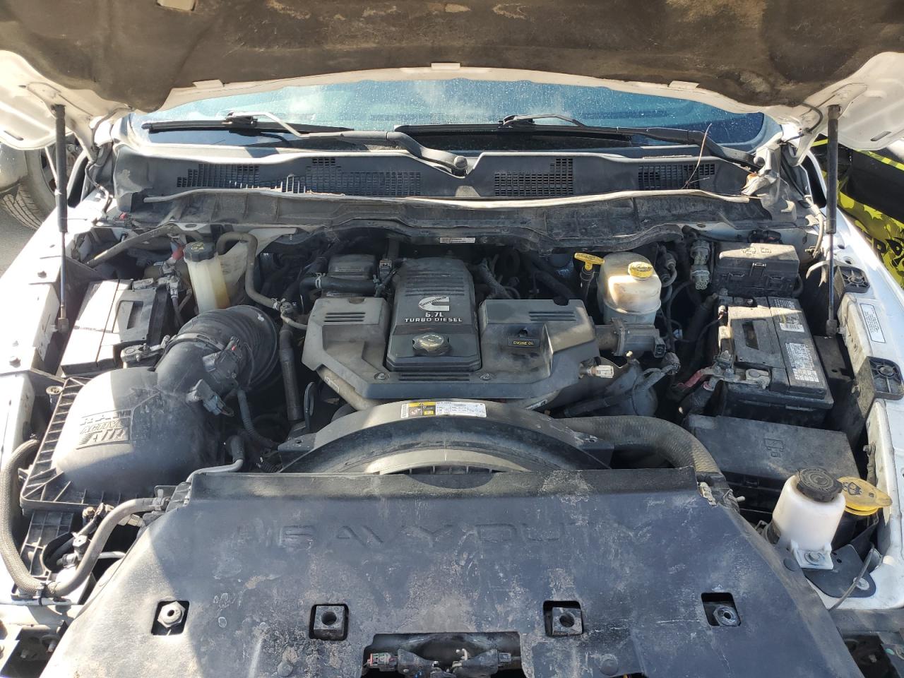 2015 RAM 3500 VIN 3C7WRTCL3FG610456 Copart auction photo, front end / side damage thumbnail 11