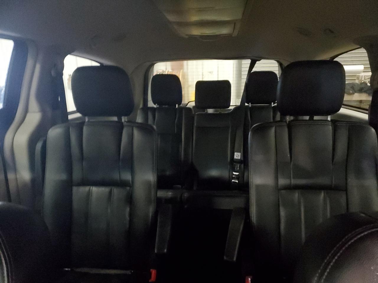 2015 Chrysler Town & Country VIN 2C4RC1BG2FR552029 Copart auction photo, front end damage thumbnail 10