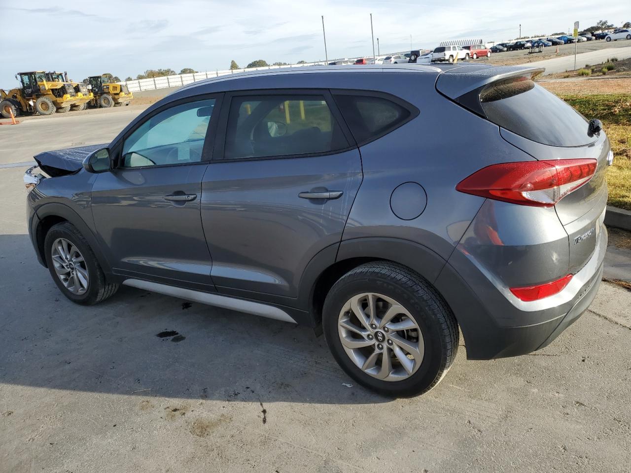 2018 Hyundai Tucson VIN KM8J33A48JU726418 Copart auction photo, front end damage thumbnail 2
