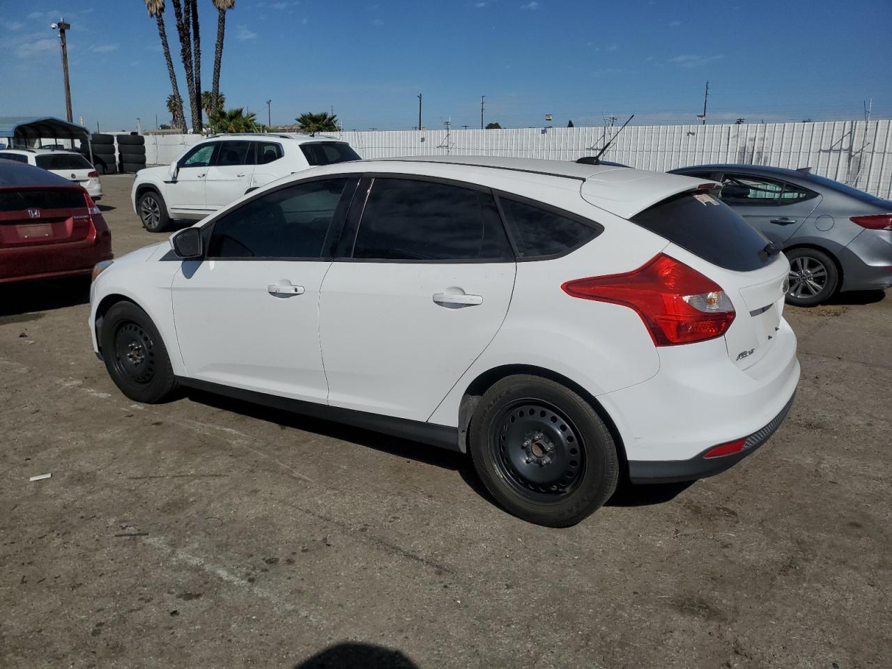 2012 Ford Focus VIN 1FAHP3K24CL356054 Copart auction photo, minor dent/scratches damage thumbnail 2