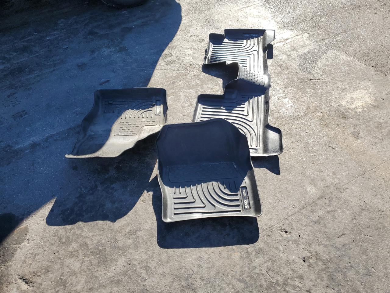 2019 Ford Escape VIN 1FMCU9J99KUC28556 Copart auction photo, front end / side damage thumbnail 15