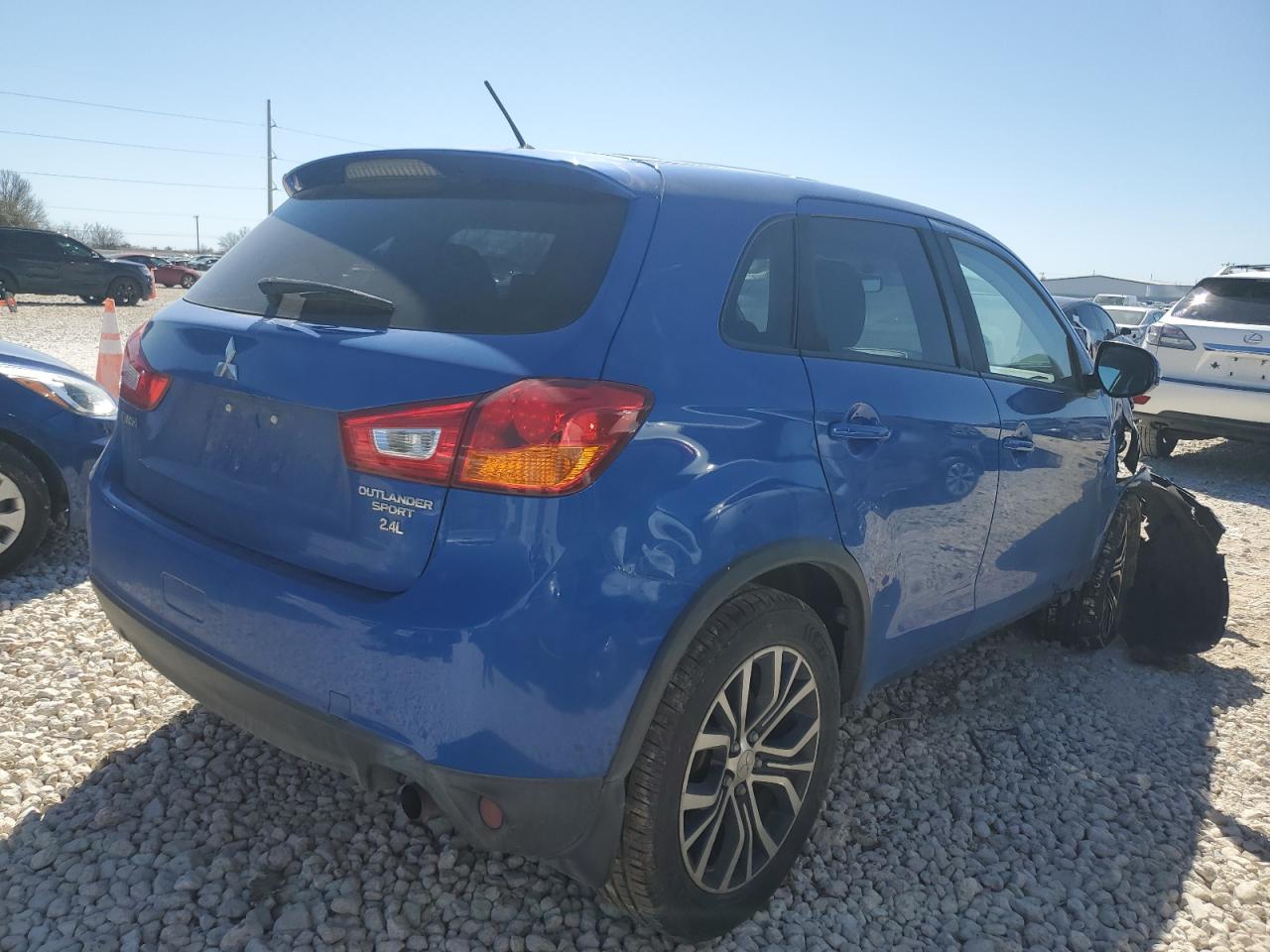 2016 Mitsubishi Outlander VIN JA4AR3AW7GZ036704 Copart auction photo, front end / side damage thumbnail 3