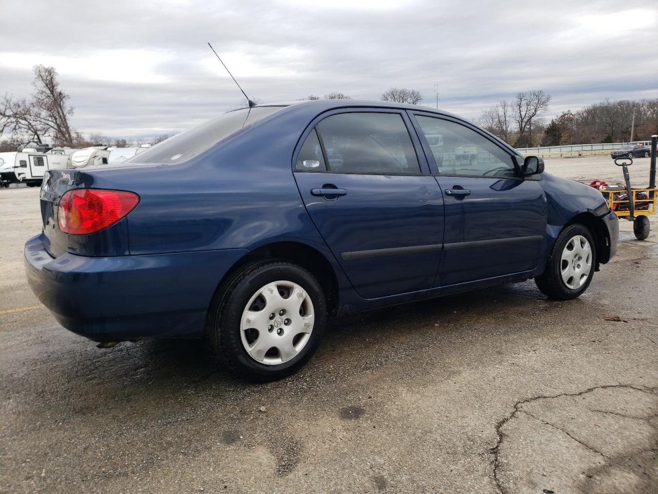2004 Toyota Corolla VIN 1NXBR32E04Z271627 Copart auction photo, front end / hail damage thumbnail 3