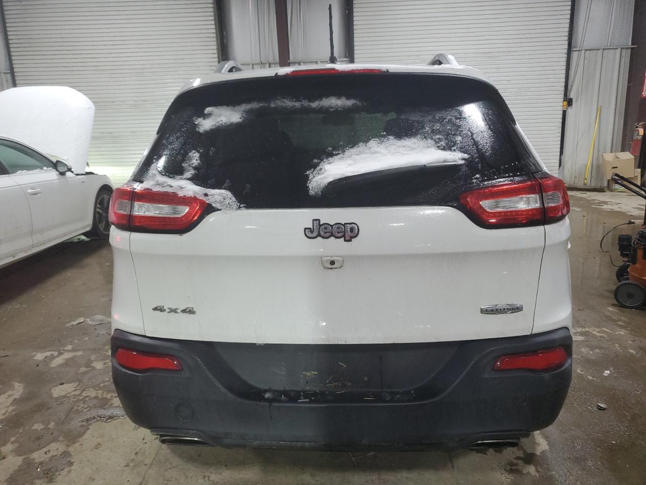 2015 Jeep Grand Cherokee VIN 1C4PJMCS7FW752462 Copart auction photo, front end damage thumbnail 6