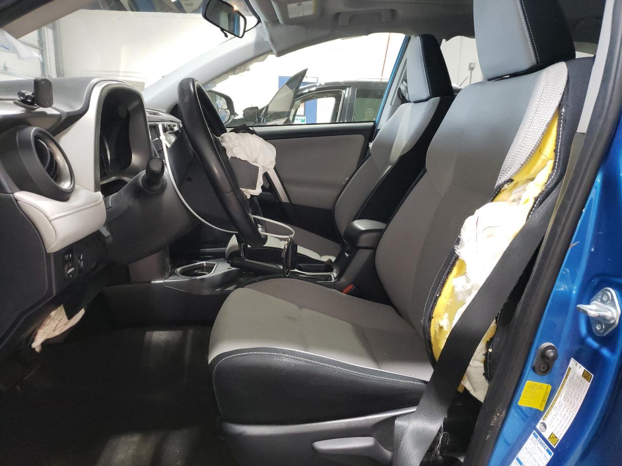 2016 Toyota RAV 4 VIN JTMRJREV7GD058445 Copart auction photo, front end / side damage thumbnail 7