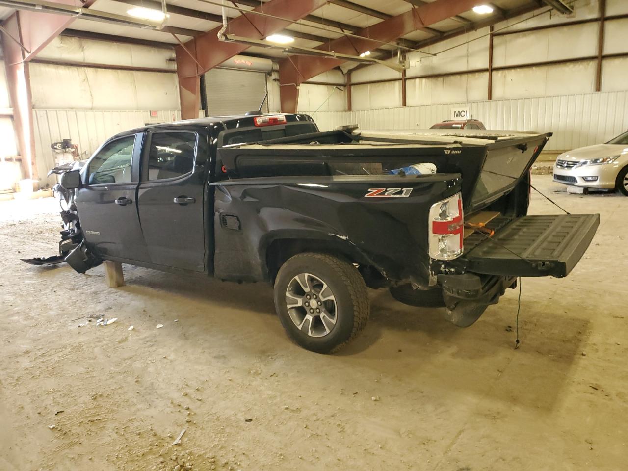 2020 Chevrolet Colorado VIN 1GCPTDE10L1120359 Copart auction photo, side / front end damage thumbnail 2