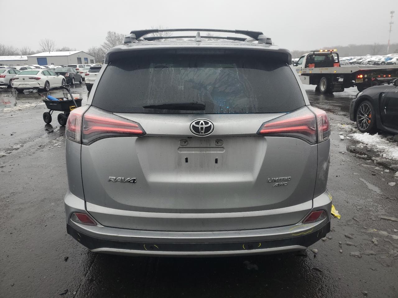 2016 Toyota RAV 4 VIN 2T3DFREV9GW440538 Copart auction photo, front end / rear end damage thumbnail 6