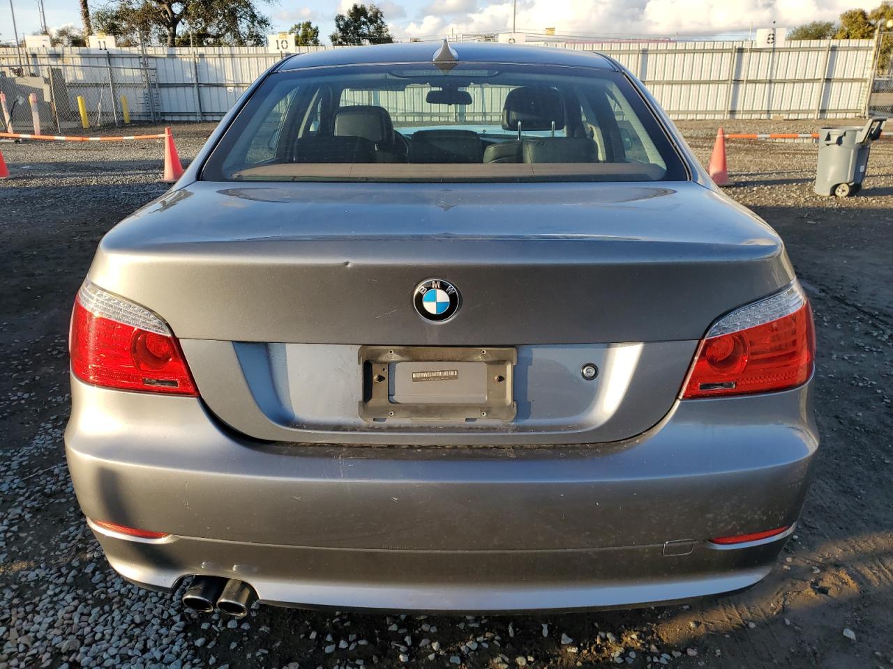 2010 BMW 5er VIN WBANU5C58AC460762 Copart auction photo, front end damage thumbnail 6