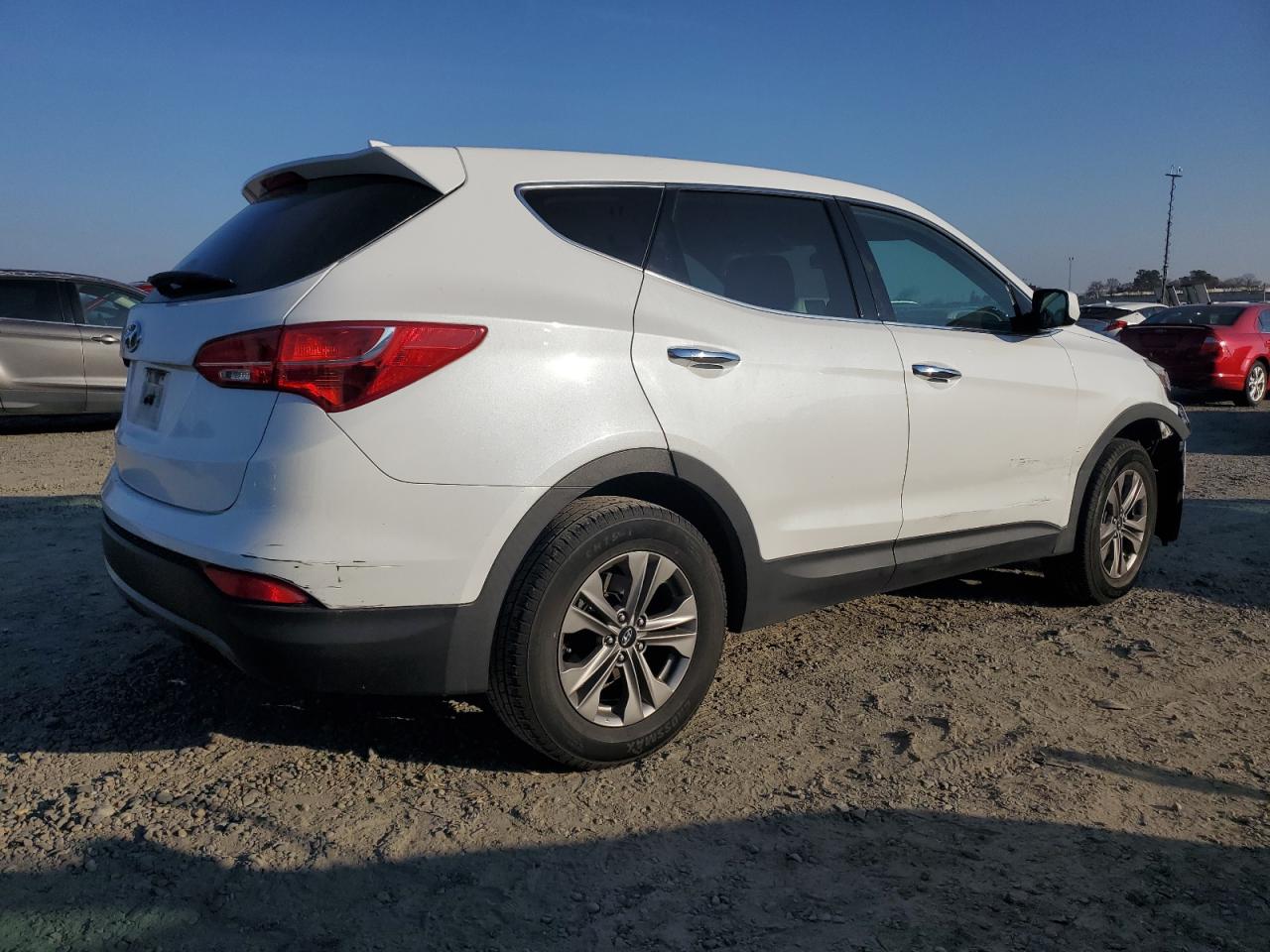 2016 Hyundai Santa Fe VIN 5XYZT3LB4GG317572 Copart auction photo, front end / side damage thumbnail 3
