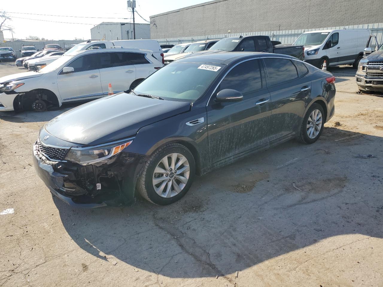 2018 KIA Optima VIN 5XXGU4L30JG227298