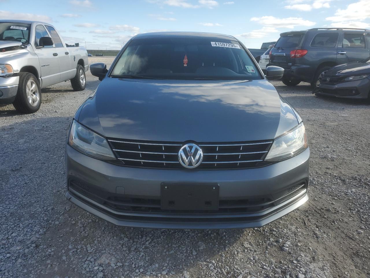 2018 Volkswagen Jetta VIN 3VW2B7AJ7JM214322 Copart auction photo, all over damage thumbnail 5