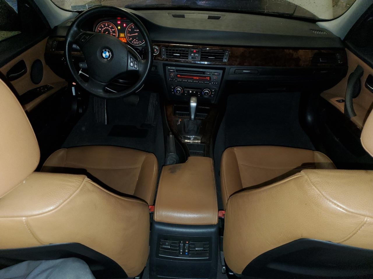 2010 BMW 3er VIN WBAPH5G53ANM69641 Copart auction photo, front end / undercarriage damage thumbnail 8