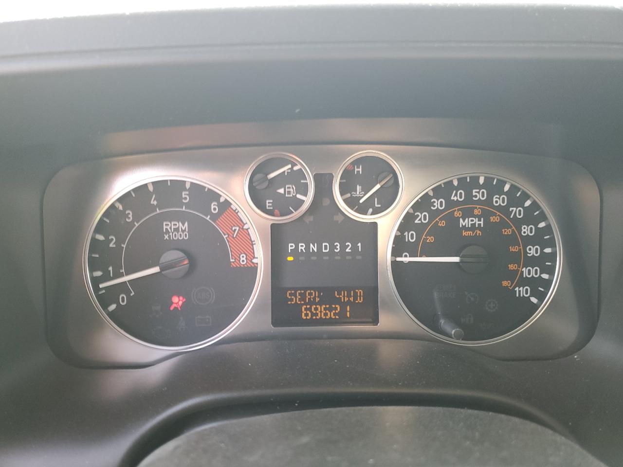 2008 Hummer H3 VIN 5GTEN13E388166605 Copart auction photo, front end damage thumbnail 9