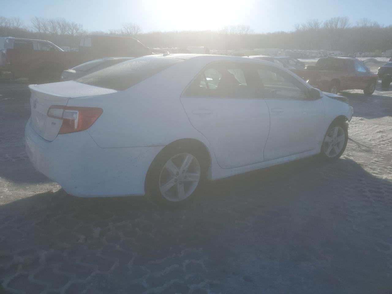 2012 Toyota Camry VIN 4T1BF1FK7CU549726 Copart auction photo, front end damage thumbnail 3