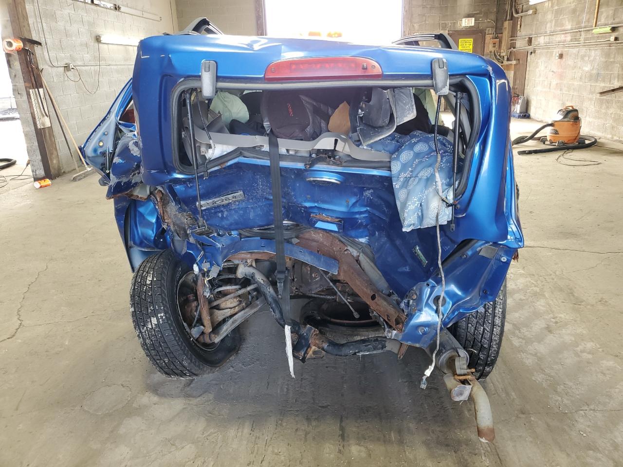 2012 Ford Escape VIN 1FMCU9DG9CKB05878 Copart auction photo, biohazard/chemical / rear end damage thumbnail 6