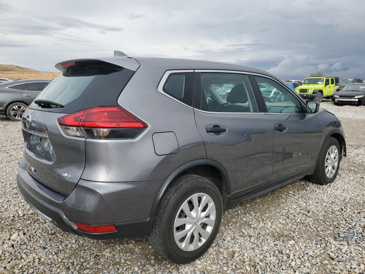 2017 Nissan Rogue VIN KNMAT2MV8HP509902 Copart auction photo, front end damage thumbnail 3