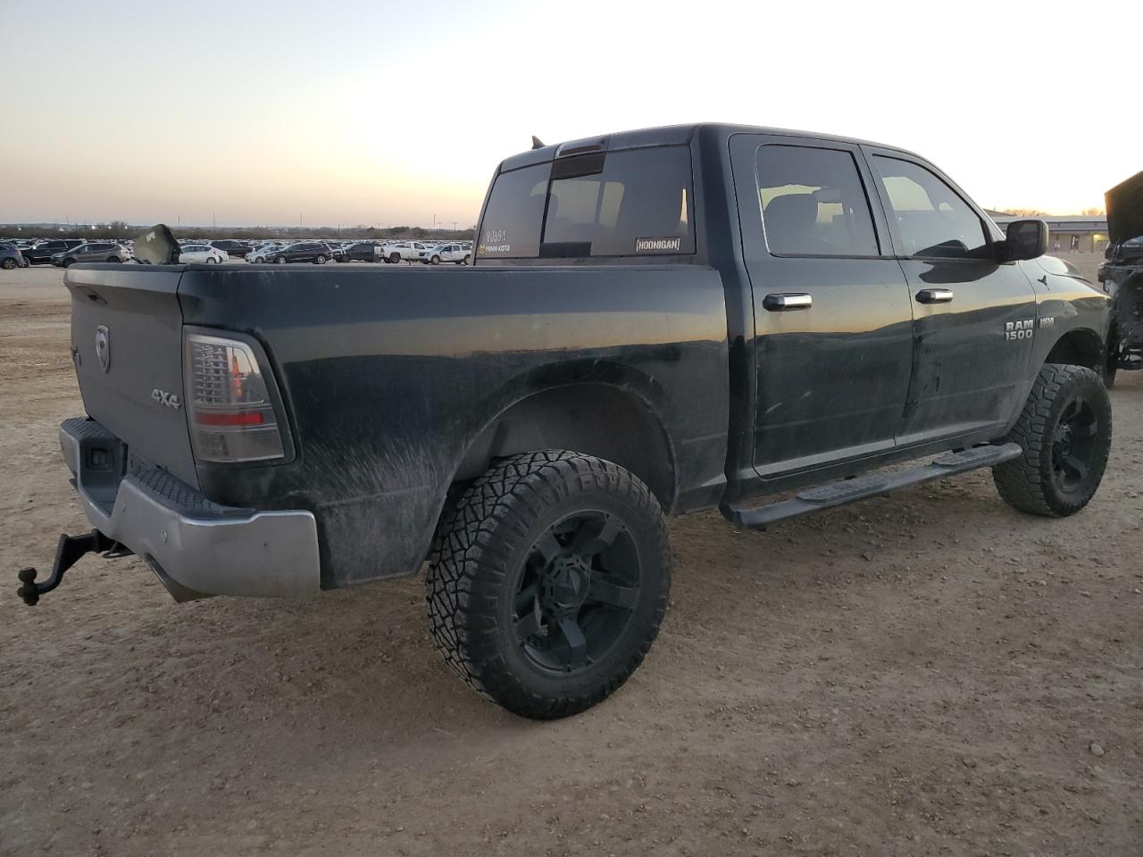 2014 RAM 1500 VIN 1C6RR7LT2ES379338 Copart auction photo, front end / minor dent/scratches damage thumbnail 3
